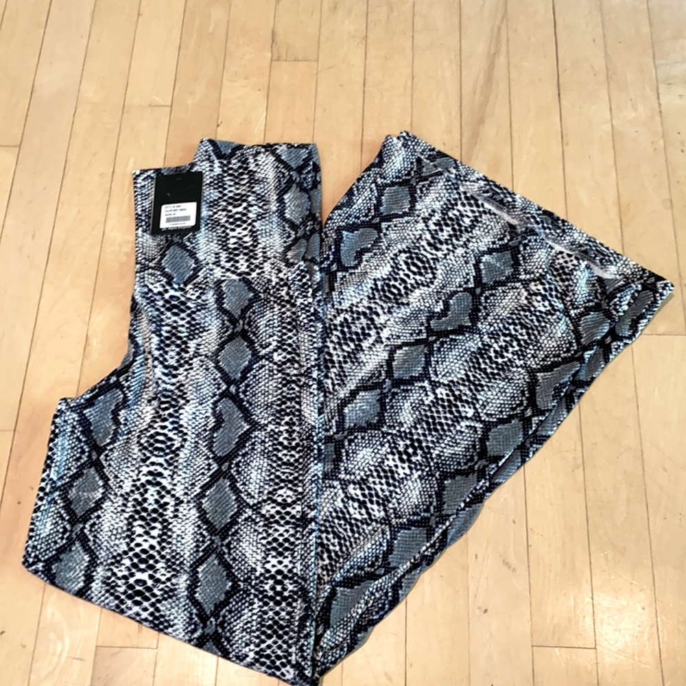 White Mark palazzo pants